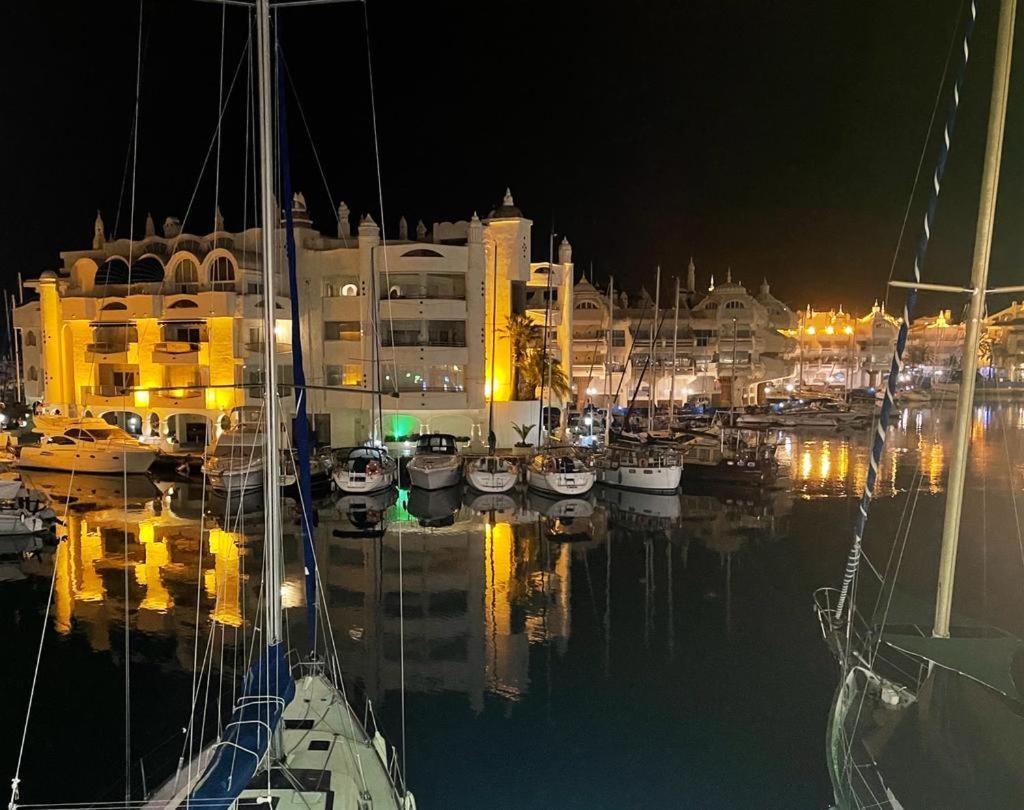 Atico En Puerto Marina Apartman Benalmádena Kültér fotó